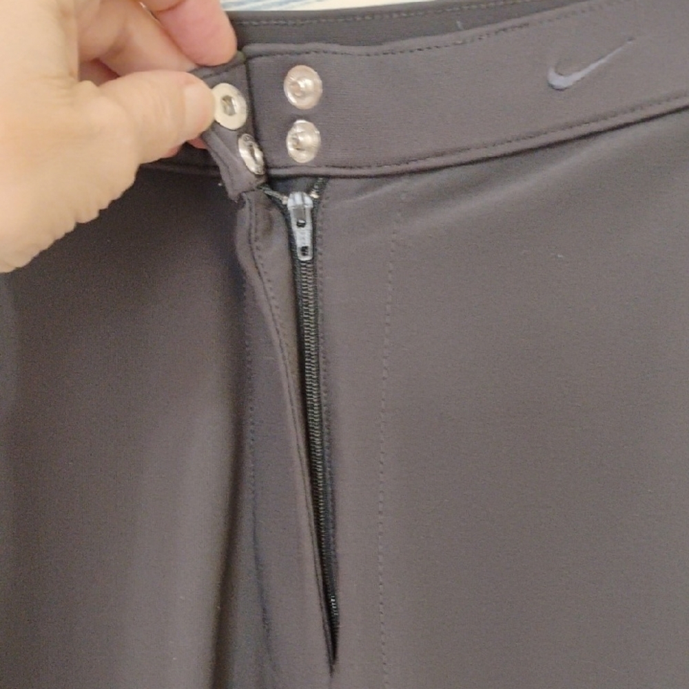 Nike Dri-FIT Black Apparel  4/6 - Picture 4 of 8
